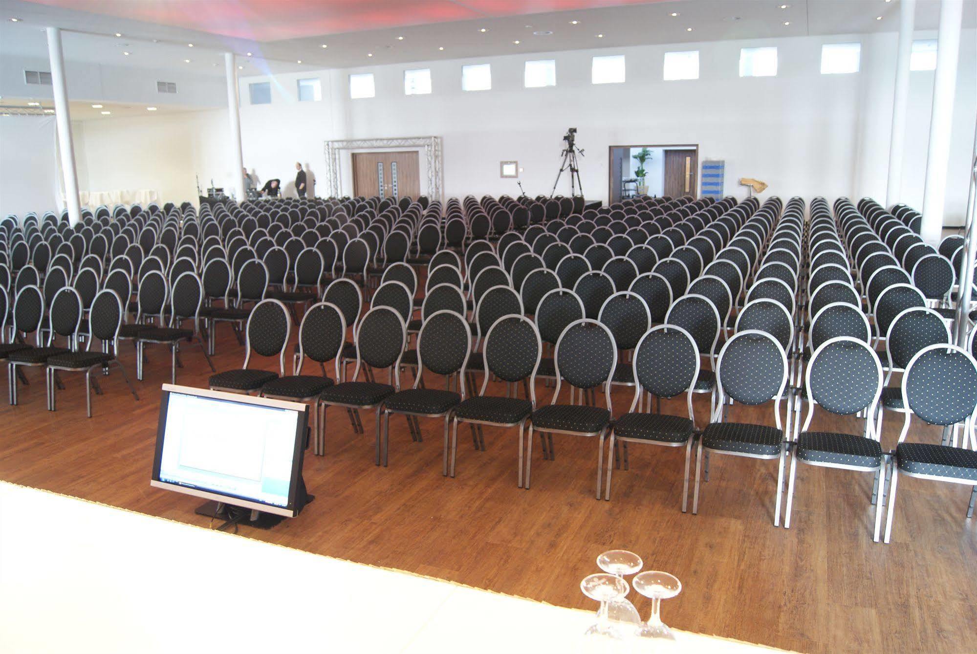 Designhotel + Congresscentrum Wienecke Xi. Ганновер Екстер'єр фото