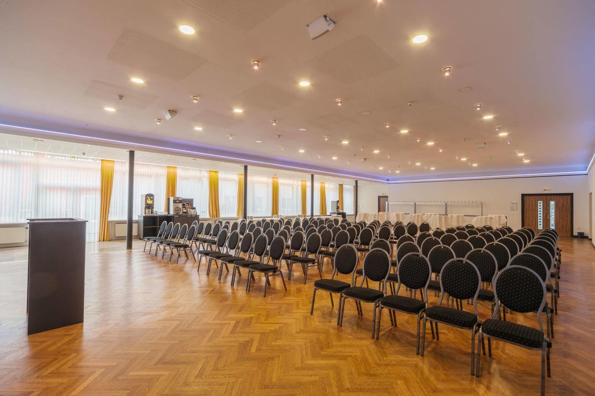 Designhotel + Congresscentrum Wienecke Xi. Ганновер Екстер'єр фото